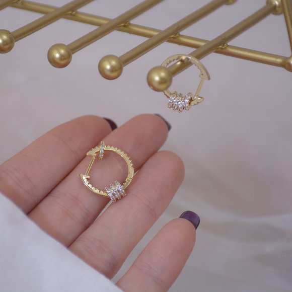 NEW 14K Gold Plated Diamond Circle Huggie Hoops - Picture 3 of 5